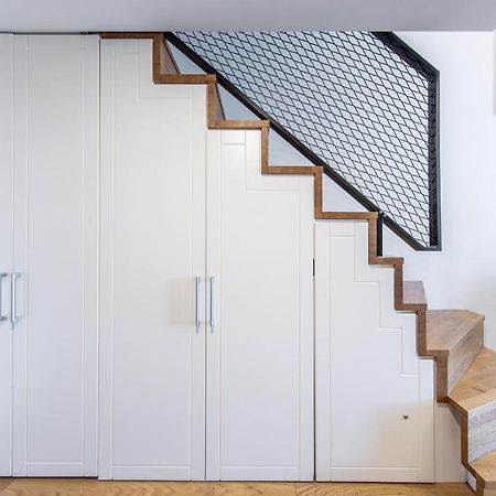 Two-Story Loft Apartments 15 タリン エクステリア 写真
