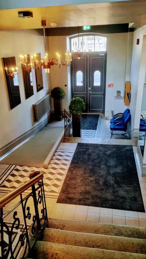 Two-Story Loft Apartments 15 タリン エクステリア 写真
